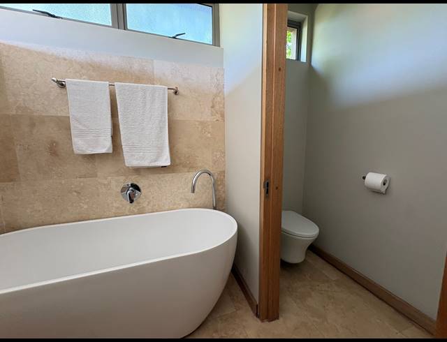 3 BEDROOM FREEHOLD FOR SALE IN ZIMBALI ESTATE